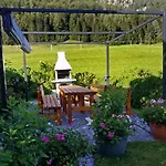 Hohenau Гостевой дом