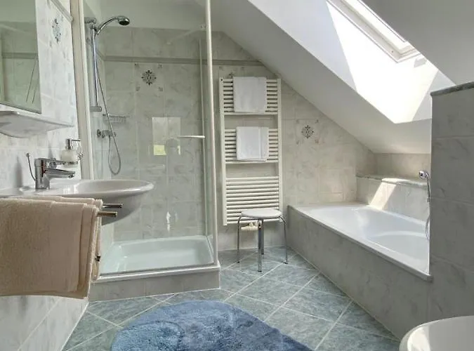 Hohenau Pensionat 3*