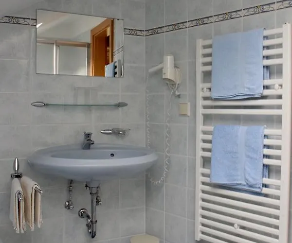 Pensionat Hohenau 3*